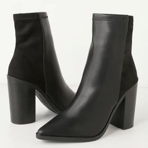 Lulus Essex black mid calf bootie size 7